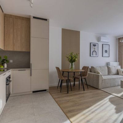 zabudowy na wymiar 10